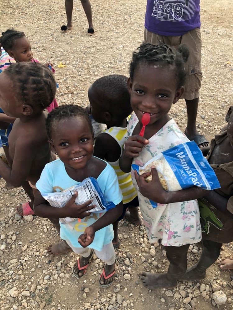 feeding-the-hungry-cbu-haiti (1)